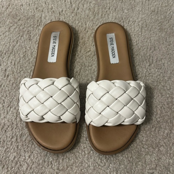 Steve Madden Shoes - Steve Madden Paisley Sandal